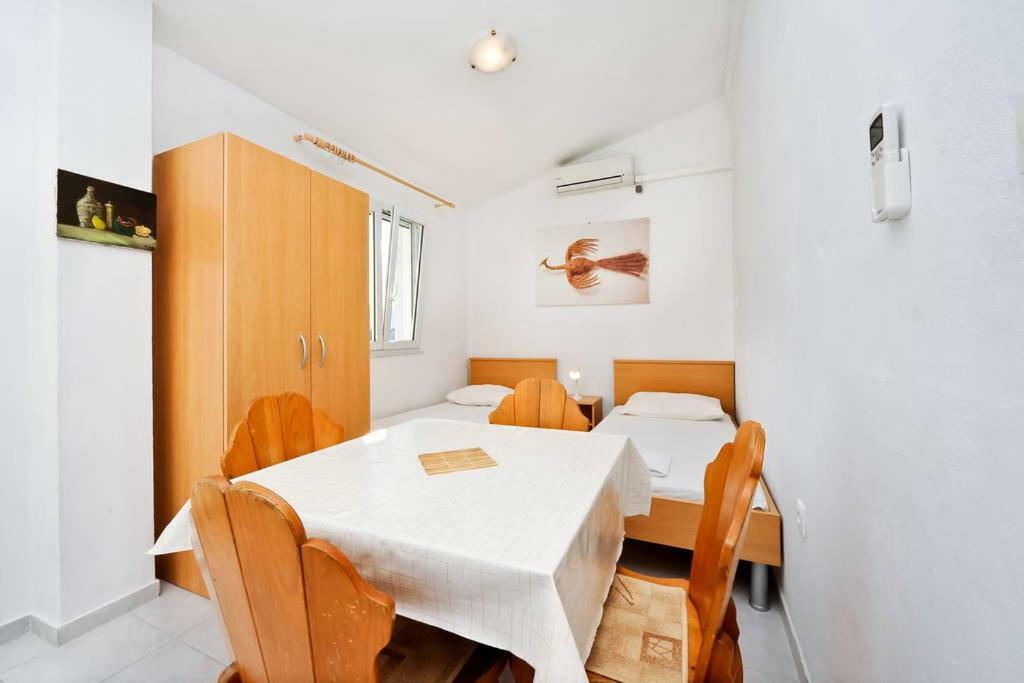 4 Adriatic Apartment Pag Pag Town Buitenkant foto
